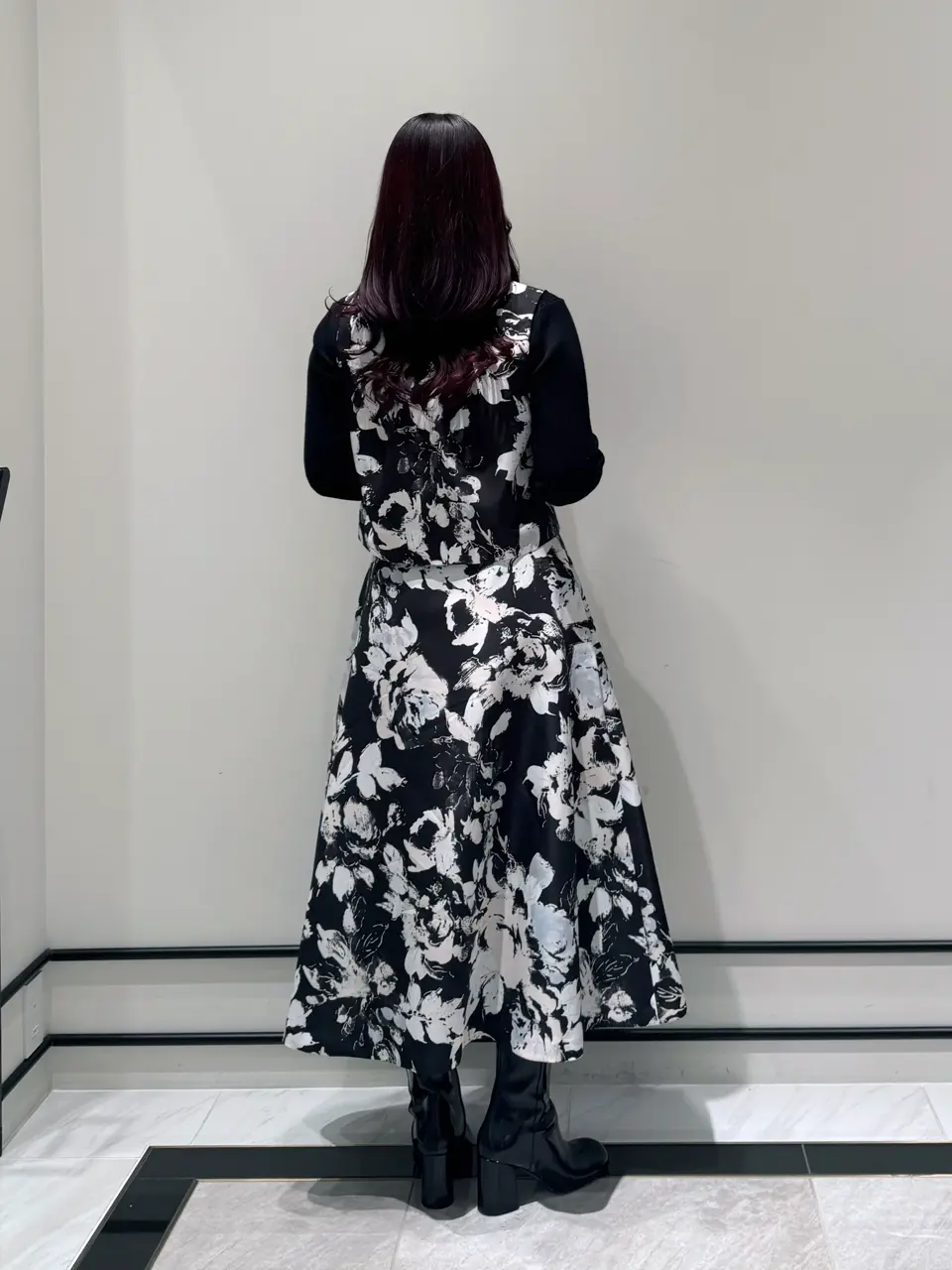 GRACE CONTINENTAL MOMOKO コーディネート画像