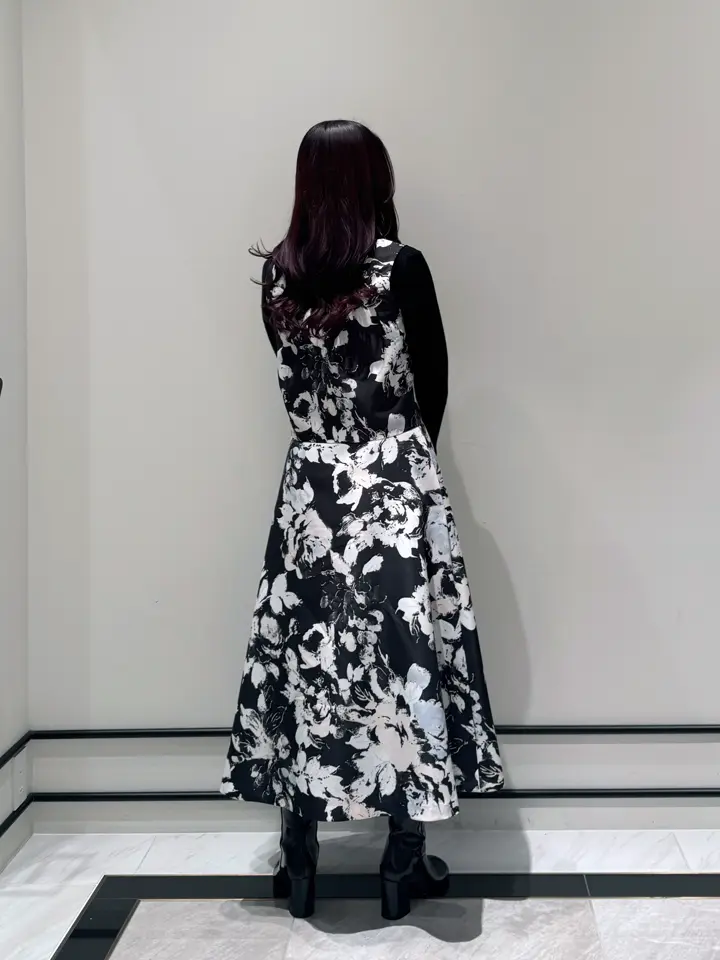 GRACE CONTINENTAL MOMOKO コーディネート画像