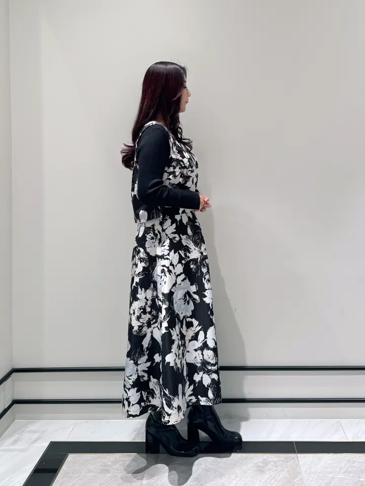 GRACE CONTINENTAL MOMOKO コーディネート画像