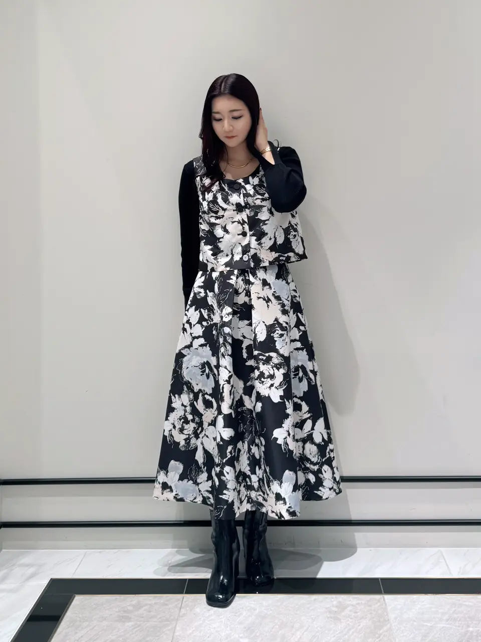 GRACE CONTINENTAL MOMOKO コーディネート画像