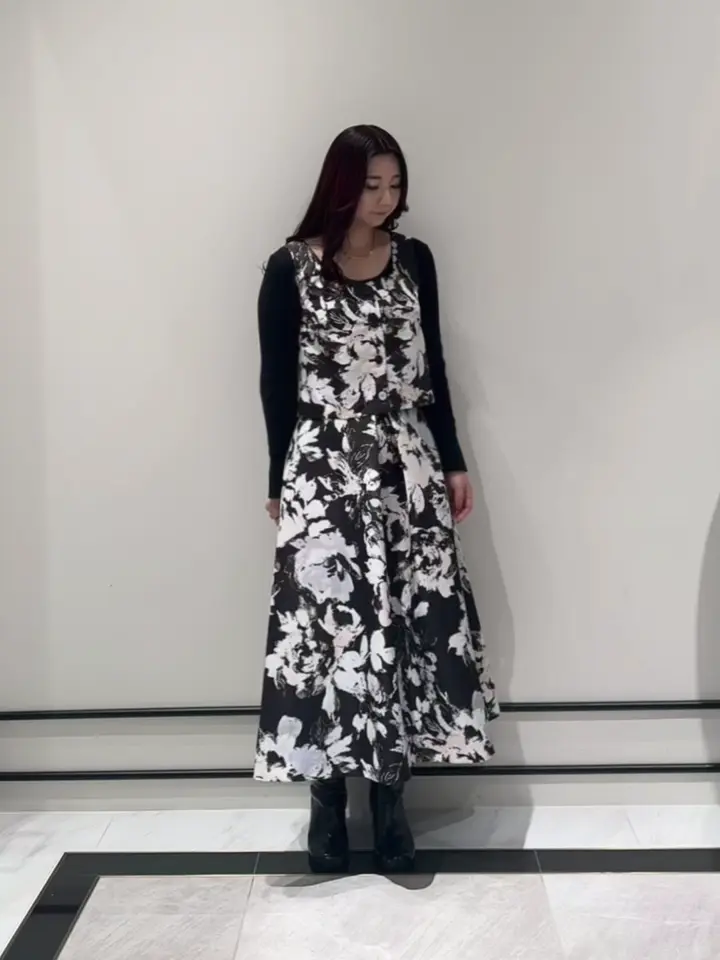 GRACE CONTINENTAL MOMOKO コーディネート画像