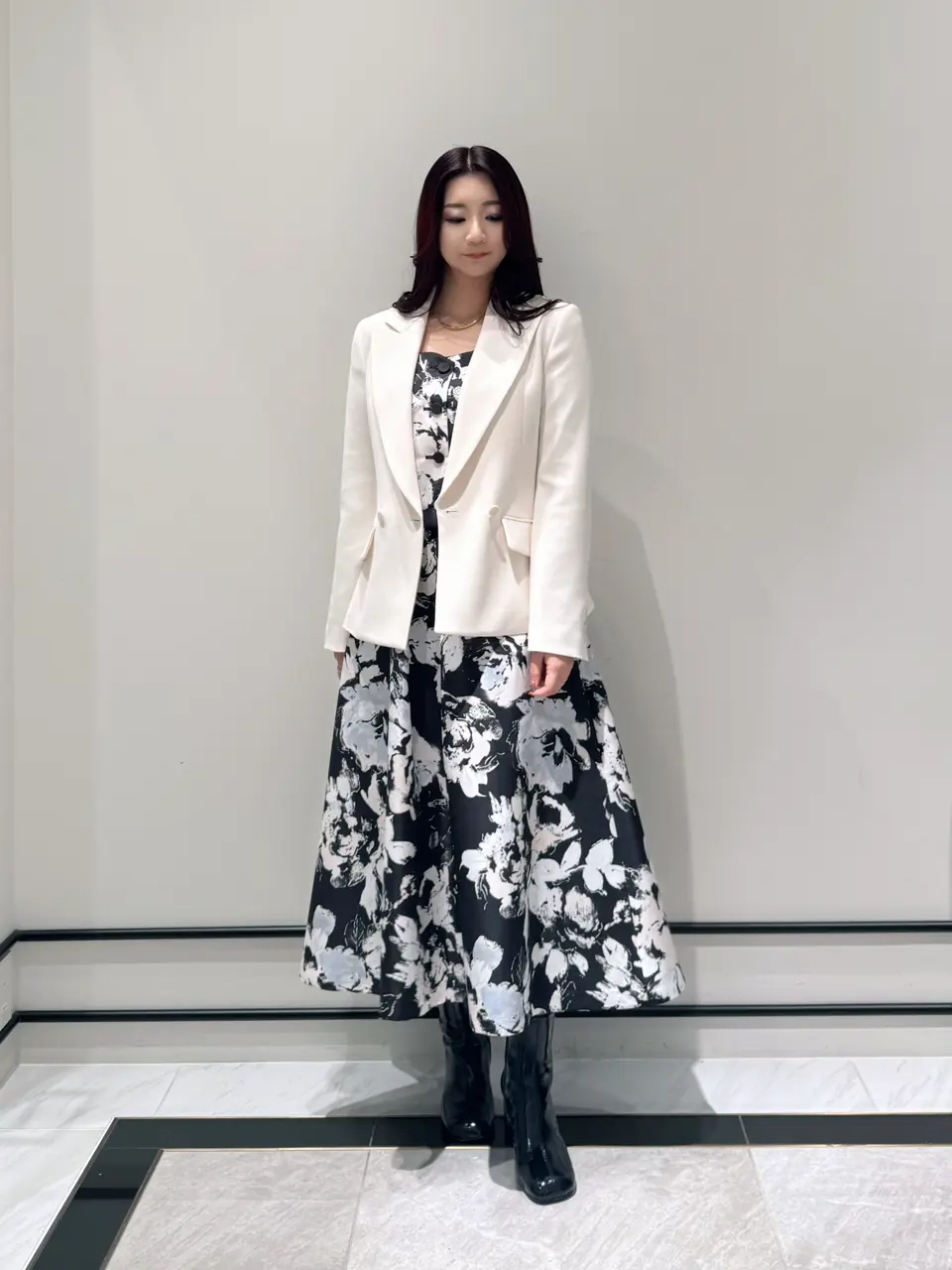  MOMOKO コーディネート画像