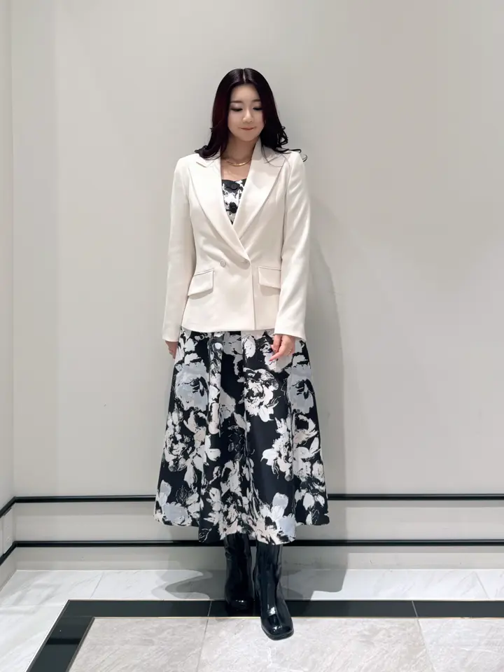 GRACE CONTINENTAL MOMOKO コーディネート画像