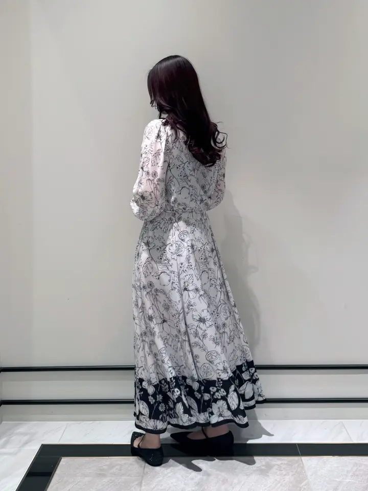 GRACE CONTINENTAL MOMOKO コーディネート画像