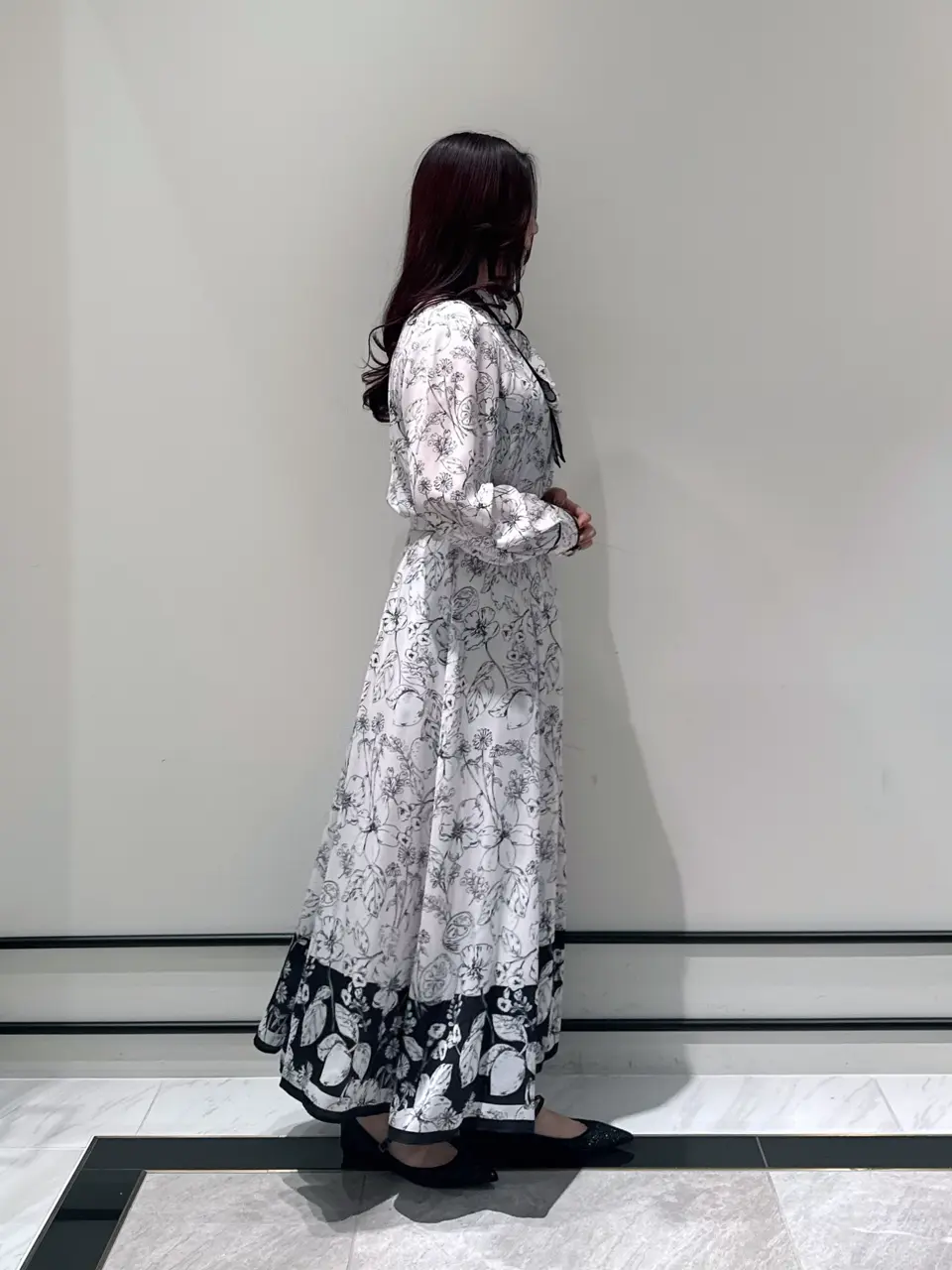 GRACE CONTINENTAL MOMOKO コーディネート画像