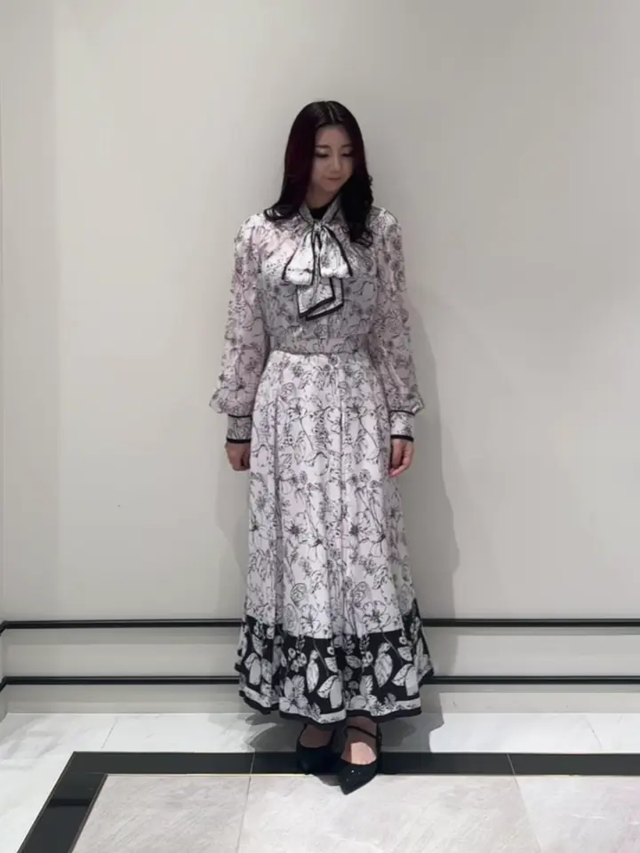 GRACE CONTINENTAL MOMOKO コーディネート画像