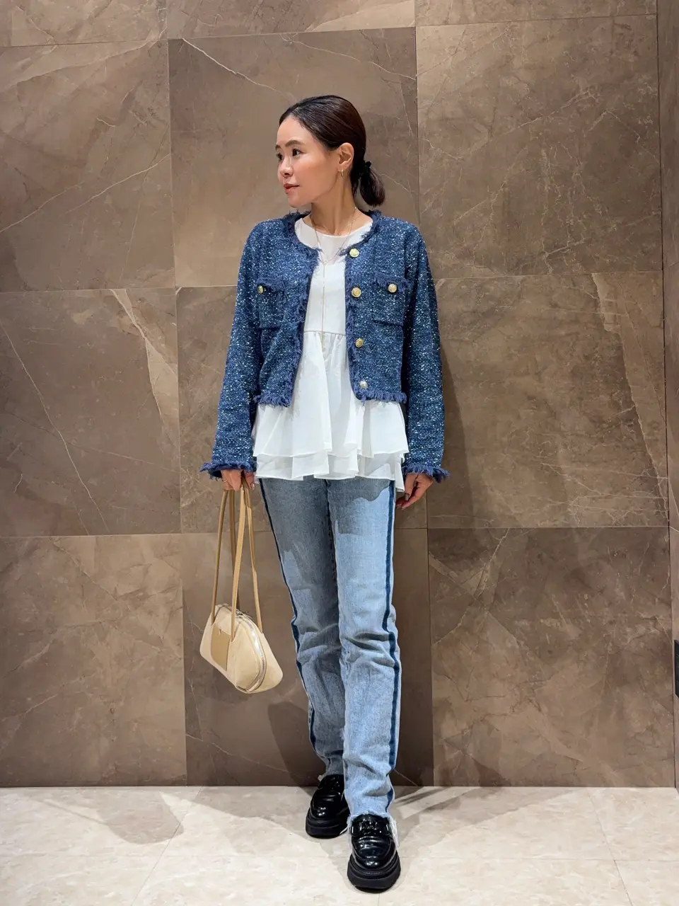  穐山　香織 コーディネート画像