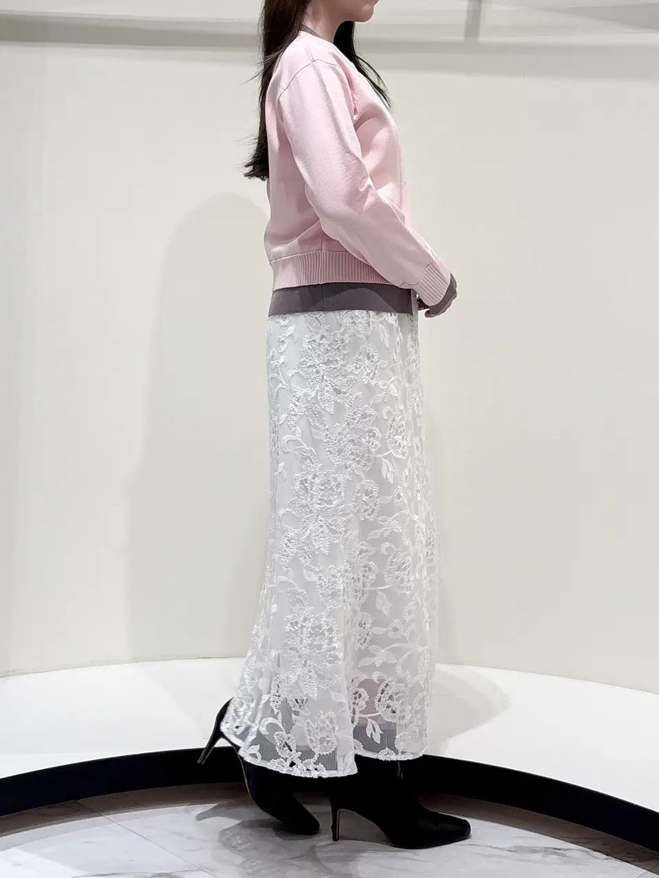 GRACE CONTINENTAL 平野 裕華 コーディネート画像