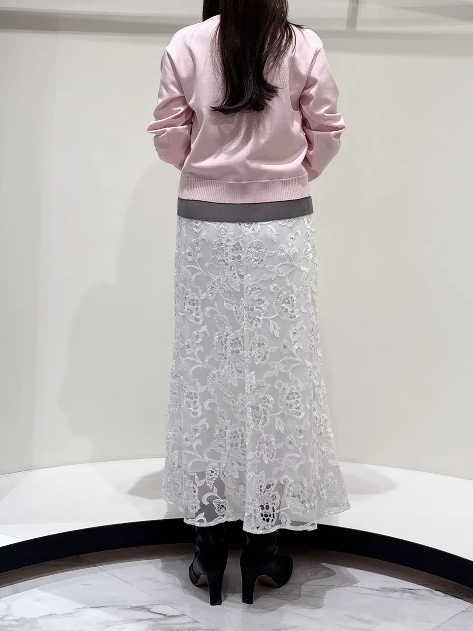 GRACE CONTINENTAL 平野 裕華 コーディネート画像