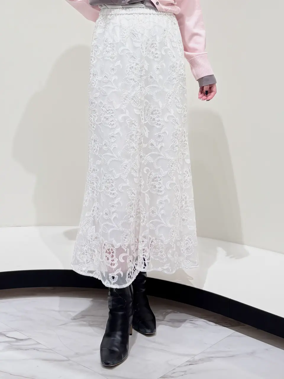 GRACE CONTINENTAL 平野 裕華 コーディネート画像