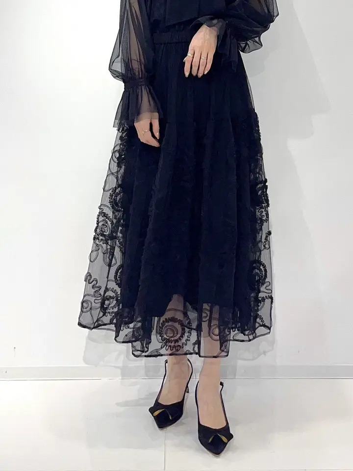 GRACE CONTINENTAL 亀田 未希 コーディネート画像