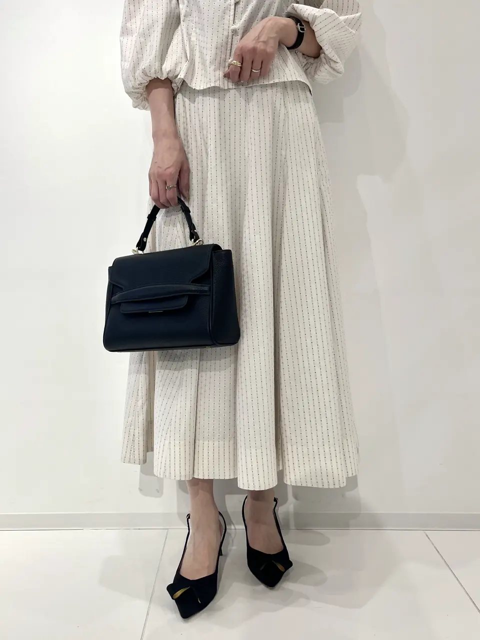 GRACE CONTINENTAL 亀田 未希 コーディネート画像