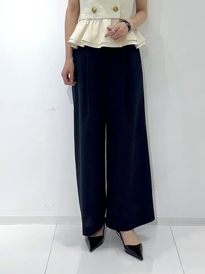 GRACE CONTINENTAL 亀田 未希 コーディネート画像