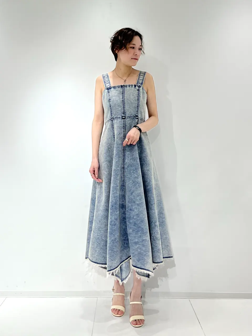  亀田 未希 コーディネート画像