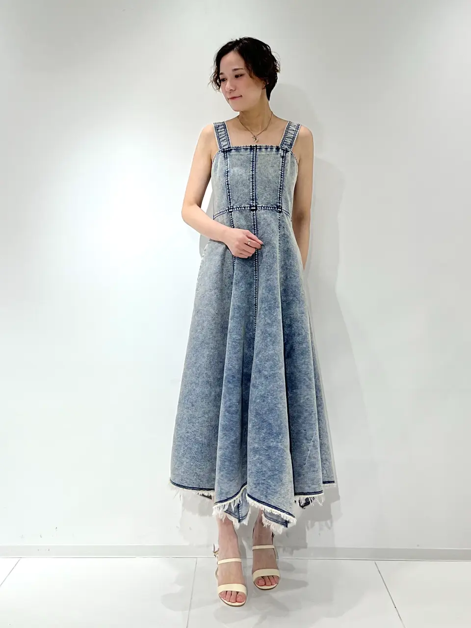 GRACE CONTINENTAL 亀田 未希 コーディネート画像