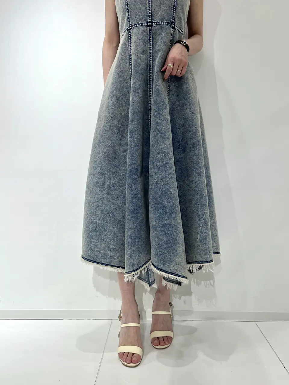 GRACE CONTINENTAL 亀田 未希 コーディネート画像