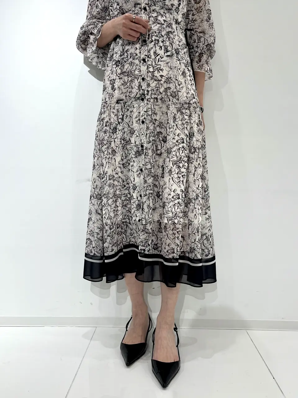 GRACE CONTINENTAL 亀田 未希 コーディネート画像