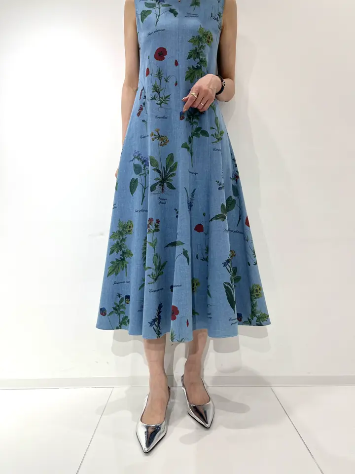 GRACE CONTINENTAL 亀田 未希 コーディネート画像