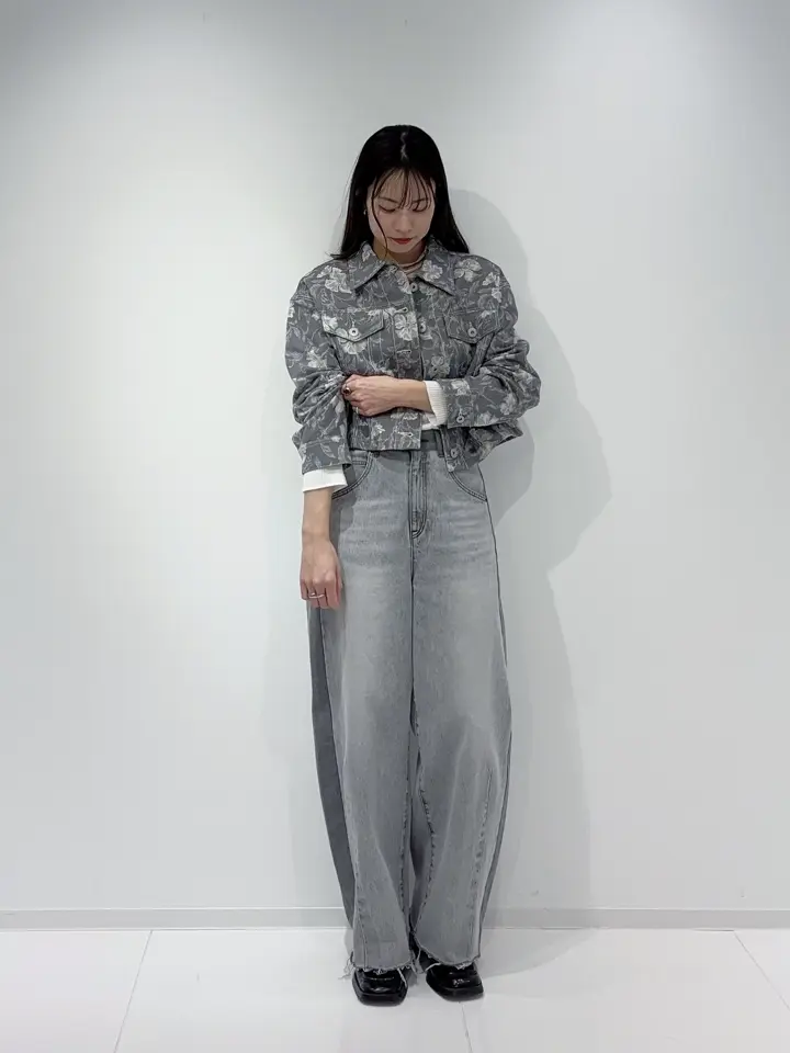 GRACE CONTINENTAL Hikaru Okada コーディネート画像