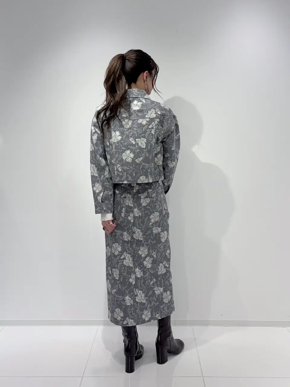 GRACE CONTINENTAL Hikaru Okada コーディネート画像