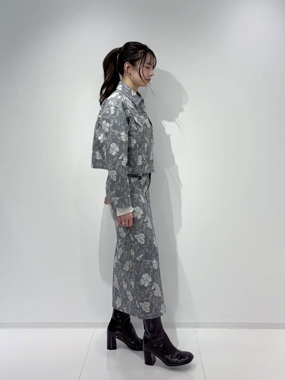 GRACE CONTINENTAL Hikaru Okada コーディネート画像