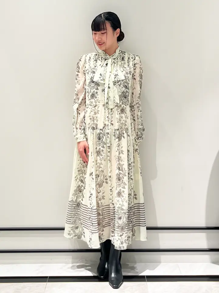 GRACE CONTINENTAL CHISAKO.S コーディネート画像