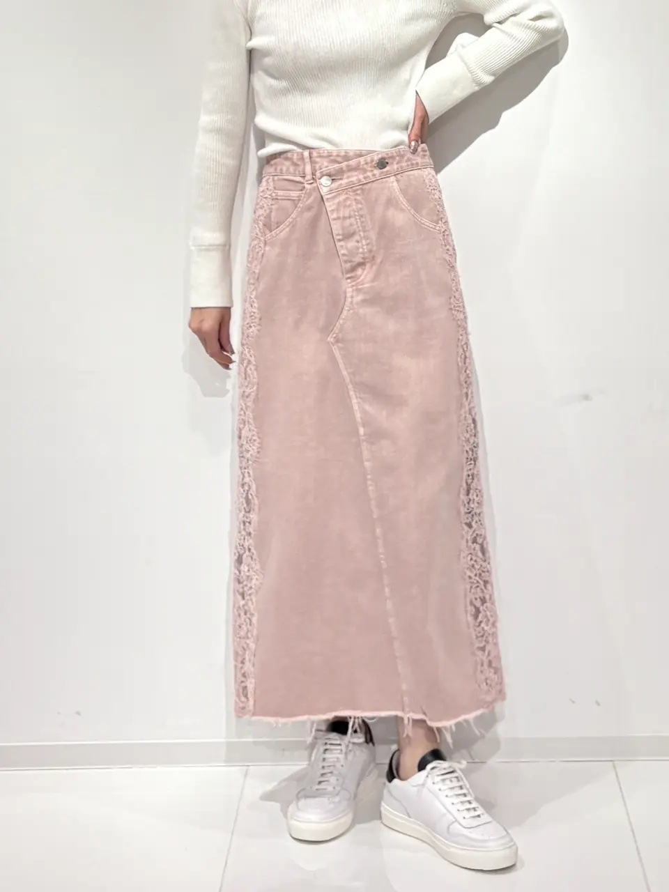 GRACE CONTINENTAL Yuuki NOZAWA コーディネート画像