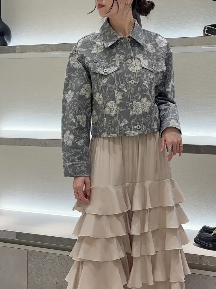 GRACE CONTINENTAL Hikaru Okada コーディネート画像