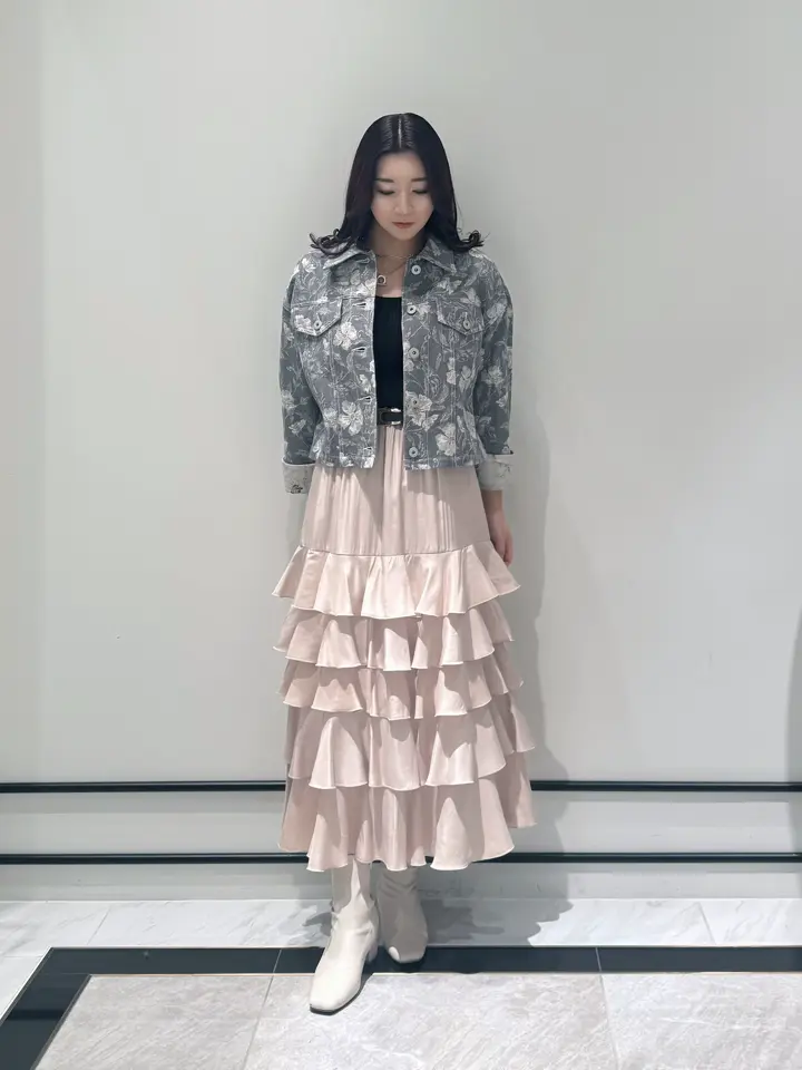 GRACE CONTINENTAL MOMOKO コーディネート画像