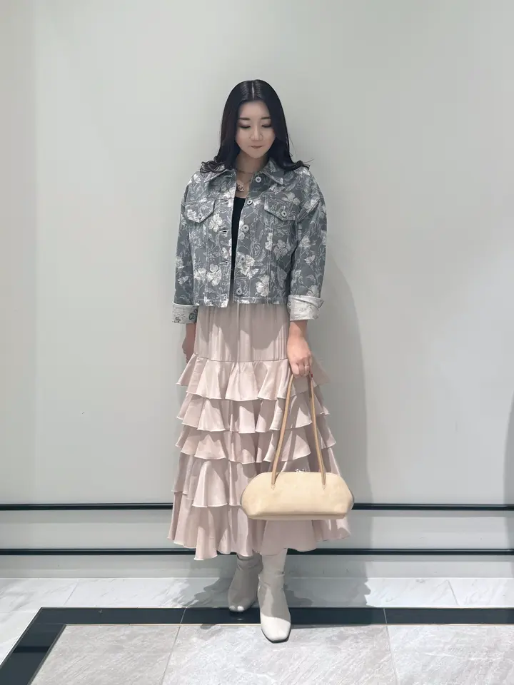 GRACE CONTINENTAL MOMOKO コーディネート画像