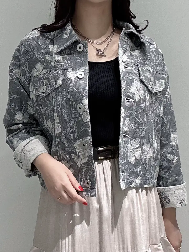 GRACE CONTINENTAL MOMOKO コーディネート画像