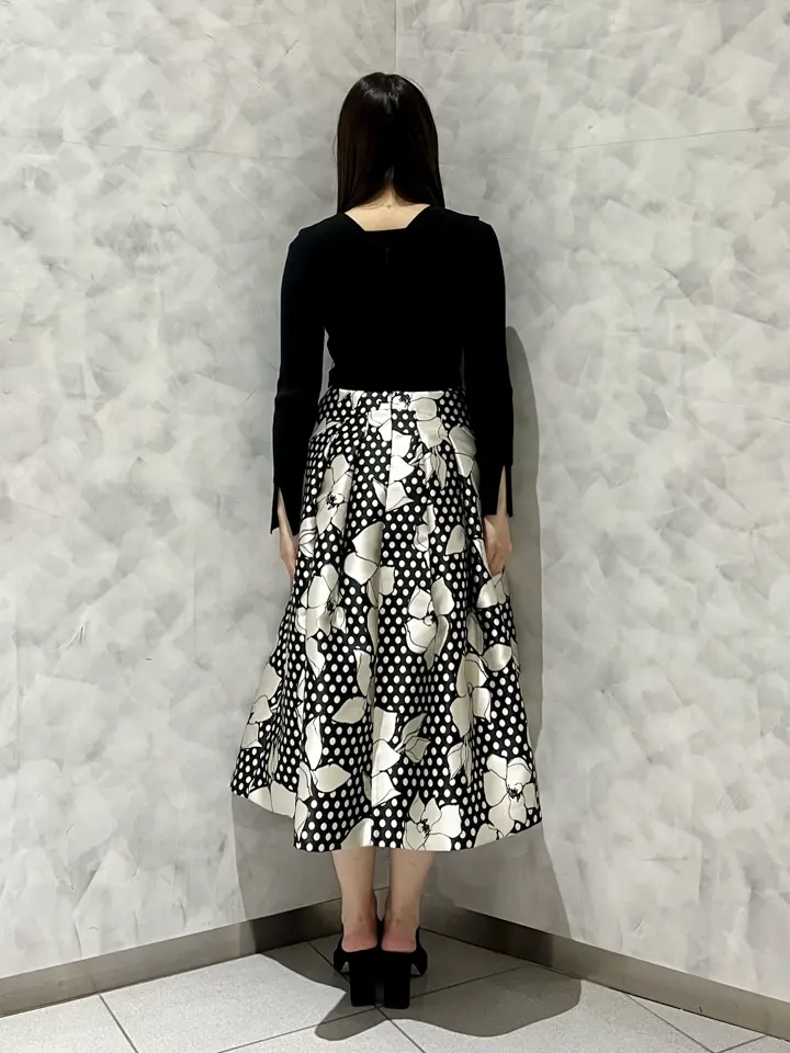 GRACE CONTINENTAL 根本　紗良 コーディネート画像