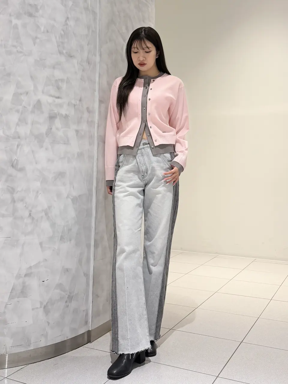  momo コーディネート画像