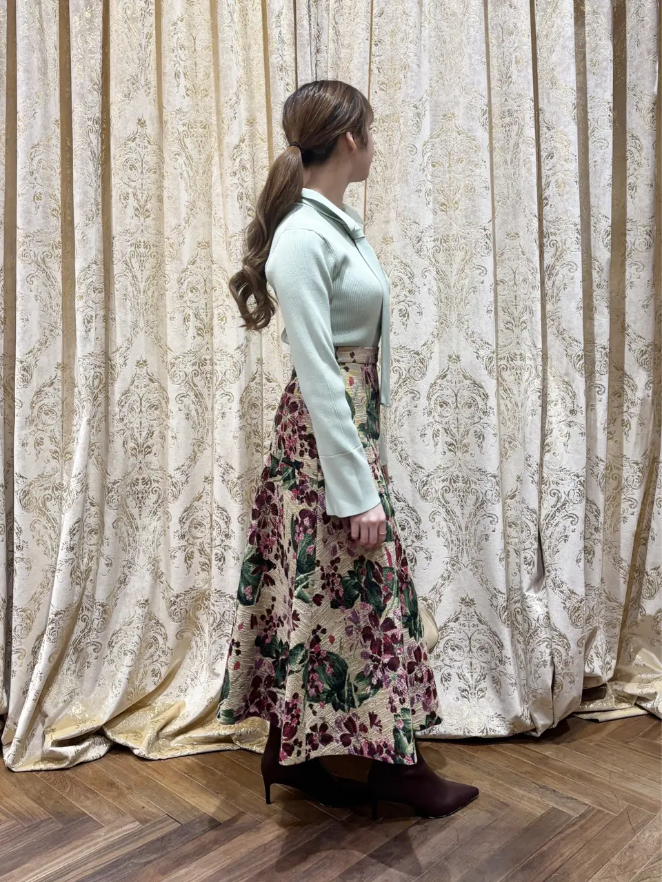 GRACE CONTINENTAL adachi miyuki コーディネート画像