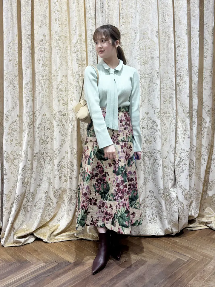 GRACE CONTINENTAL adachi miyuki コーディネート画像