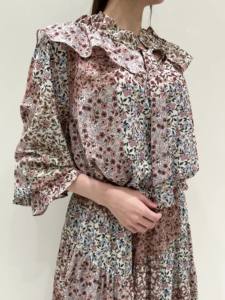 GRACE CONTINENTAL Wakazono コーディネート画像