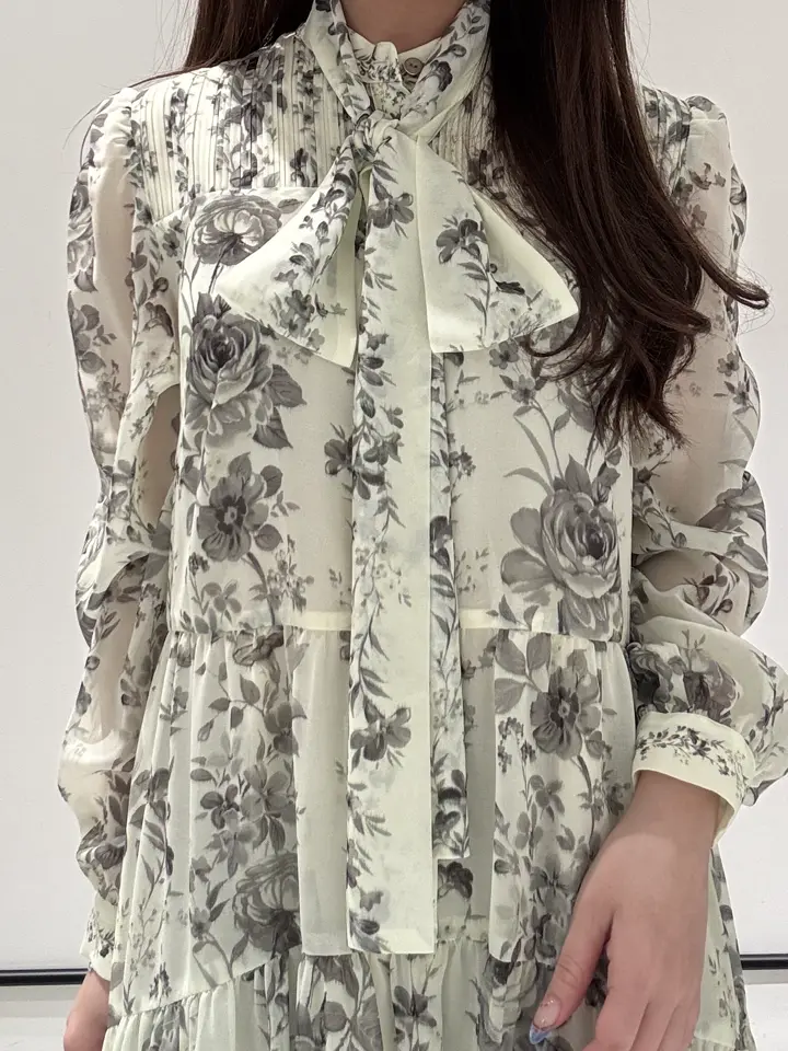 GRACE CONTINENTAL Kikuchi コーディネート画像