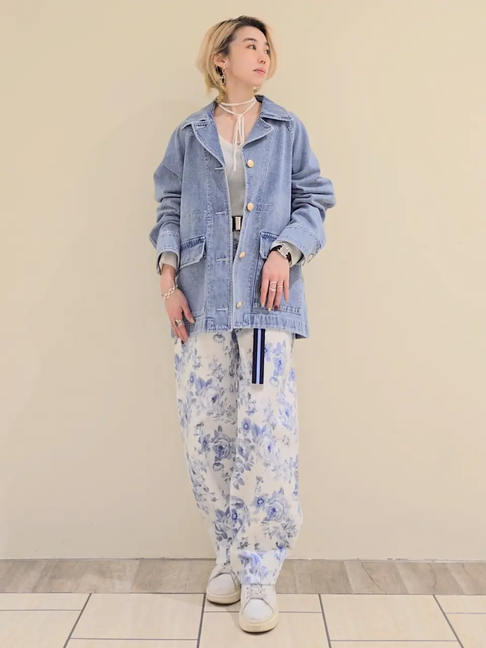  isono yui コーディネート画像