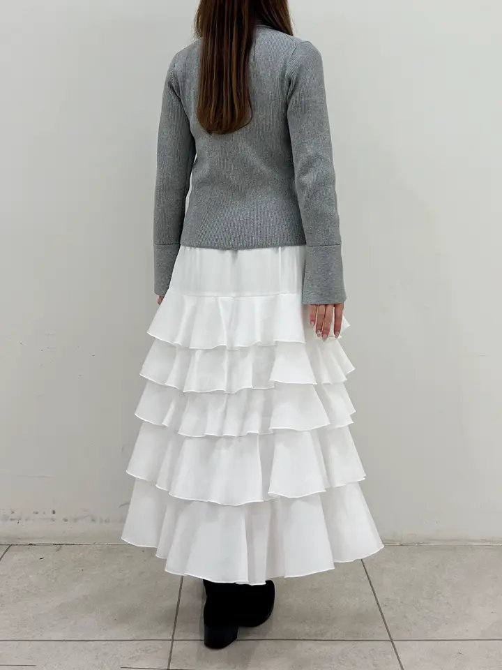 GRACE CONTINENTAL Miu Akamatsu コーディネート画像