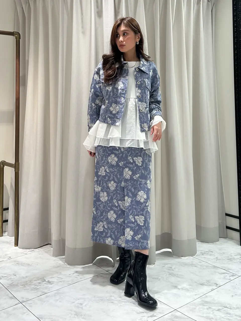 GRACE CONTINENTAL 志田　悠 コーディネート画像