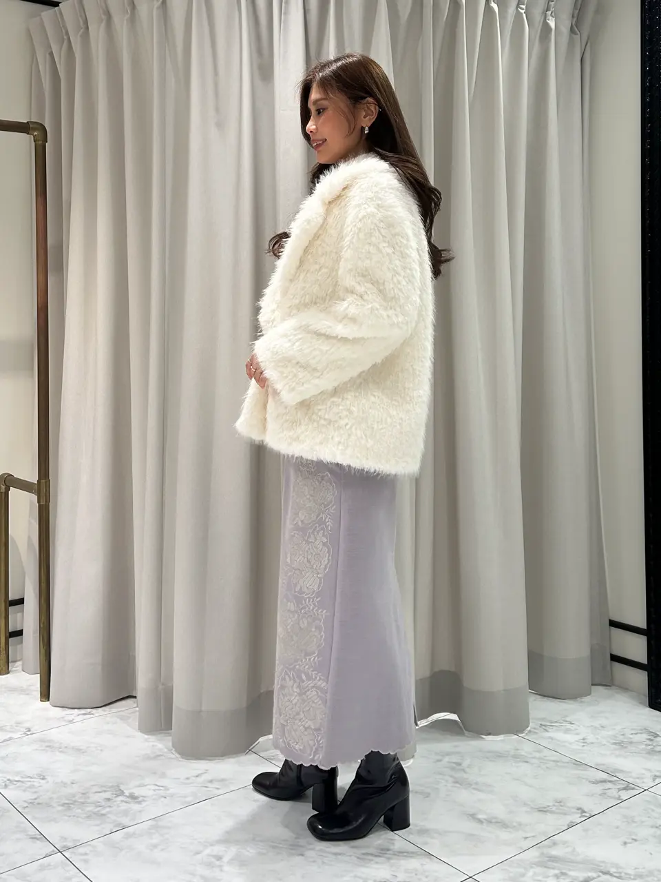 GRACE CONTINENTAL 志田　悠 コーディネート画像