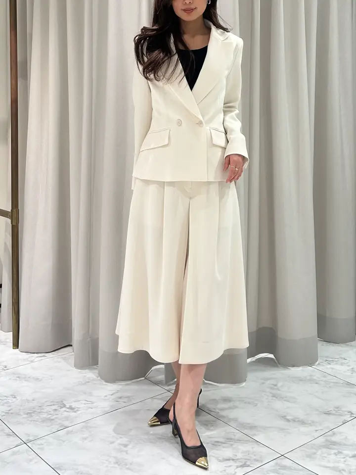 GRACE CONTINENTAL 志田　悠 コーディネート画像