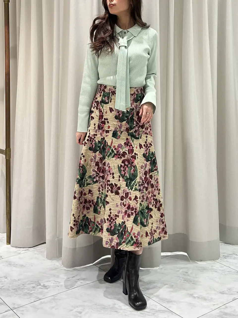 GRACE CONTINENTAL 志田　悠 コーディネート画像