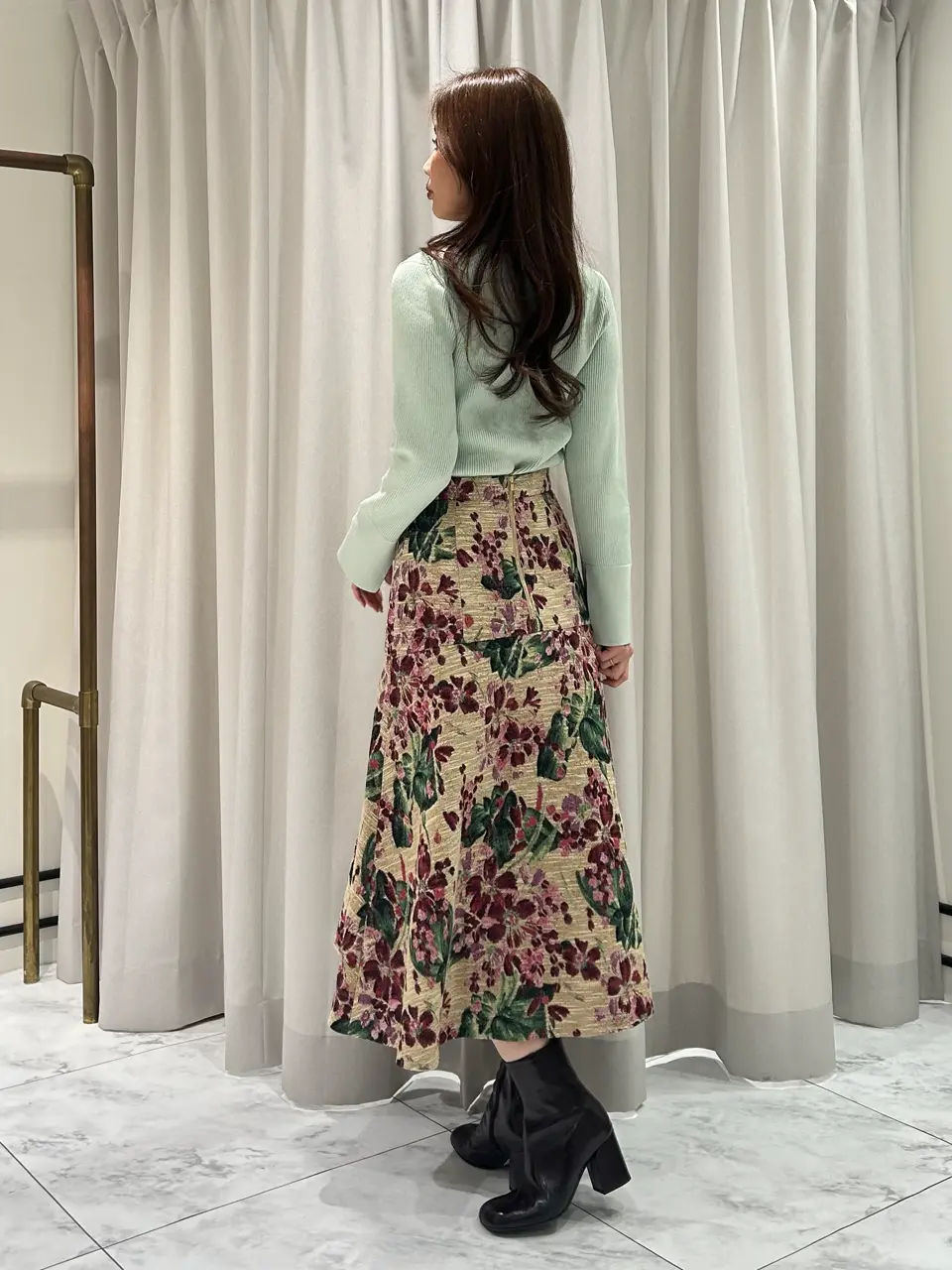 GRACE CONTINENTAL 志田　悠 コーディネート画像