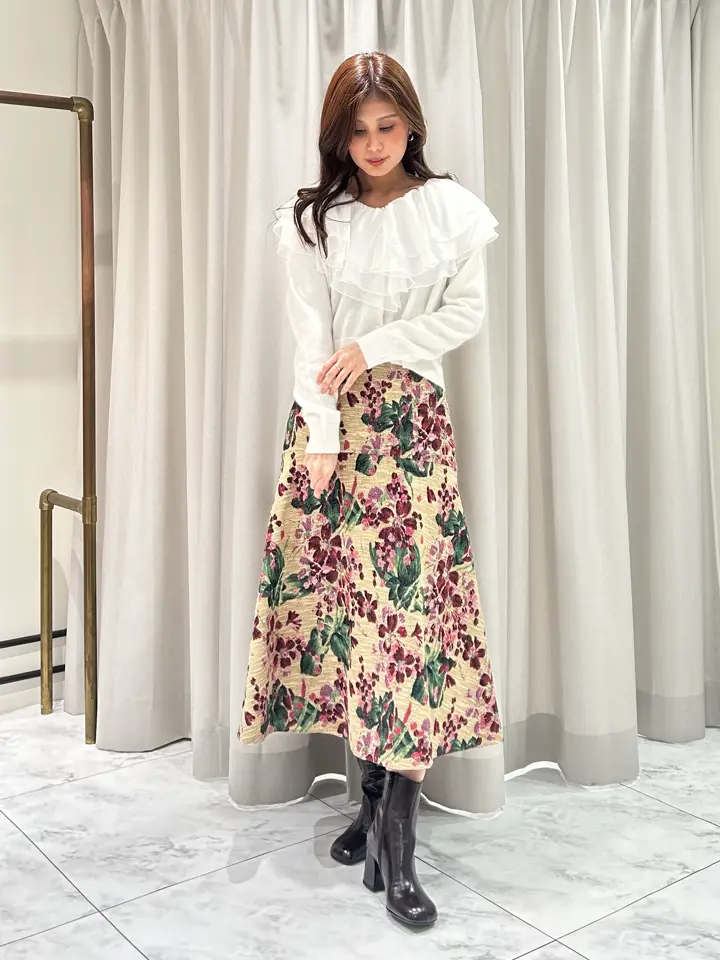 GRACE CONTINENTAL 志田　悠 コーディネート画像