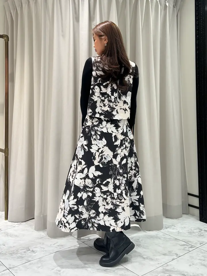 GRACE CONTINENTAL 志田　悠 コーディネート画像