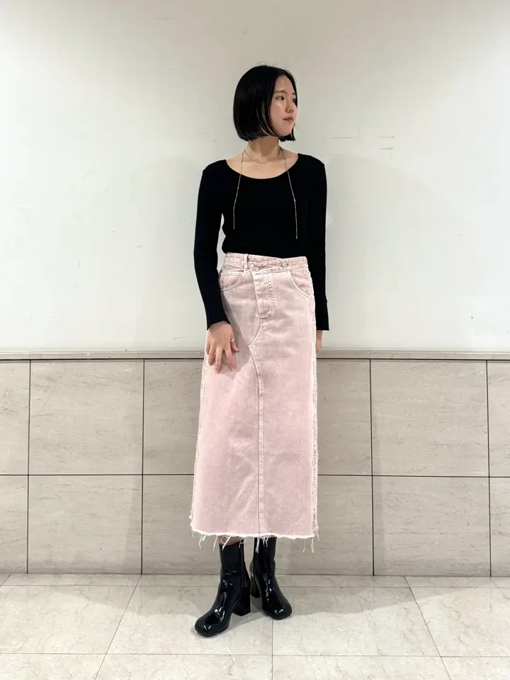 GRACE CONTINENTAL 伊藤　静華 コーディネート画像