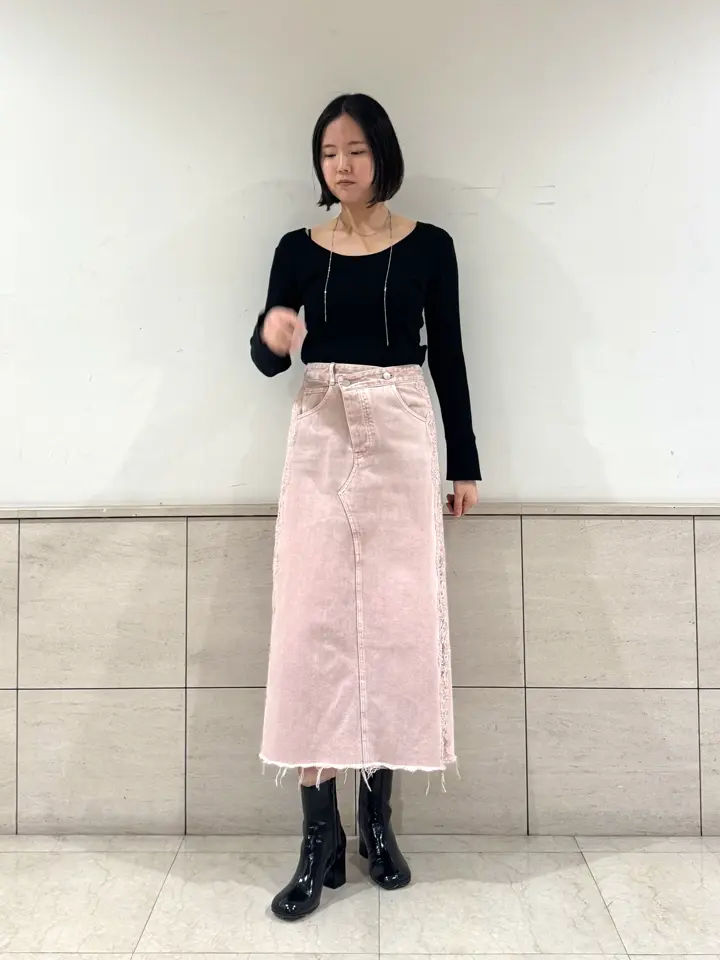 GRACE CONTINENTAL 伊藤　静華 コーディネート画像