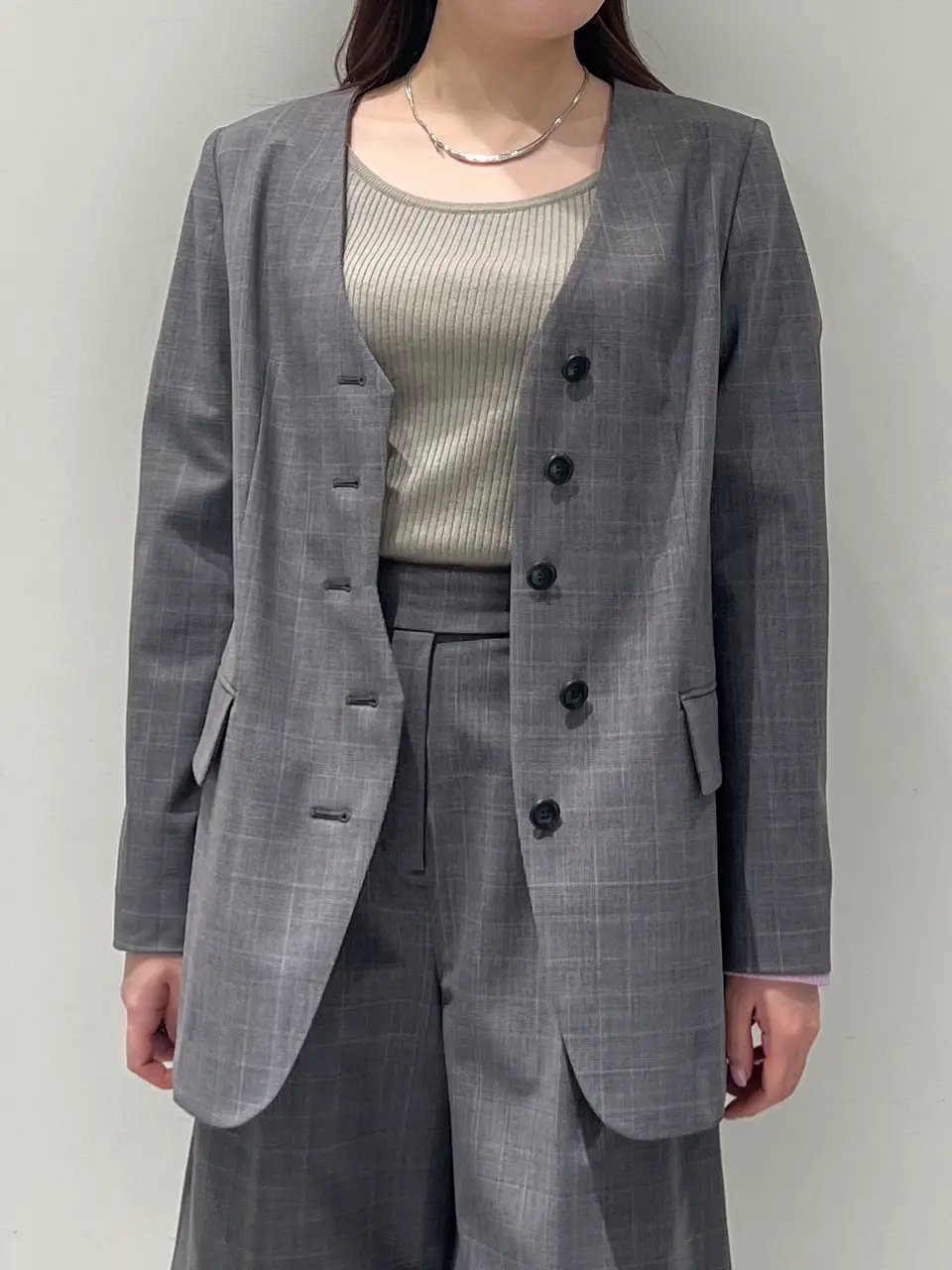 GRACE CONTINENTAL 赤坂 梨来 コーディネート画像