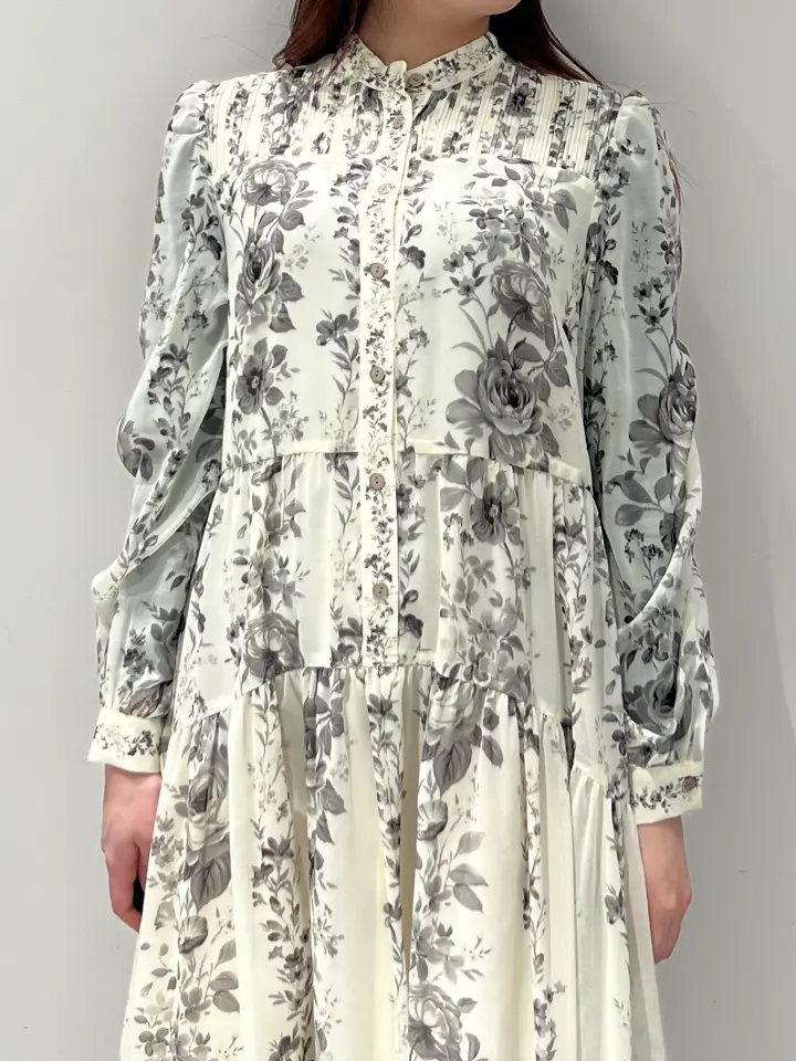 GRACE CONTINENTAL RIKO コーディネート画像